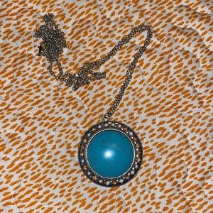 NWOT!Long Turquoise necklace